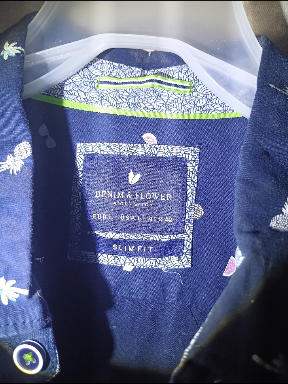 Denim & Flower Men's Large Slim Fit Navy Blue Tropical Short Sleeve Shirt - Picture 6 of 8